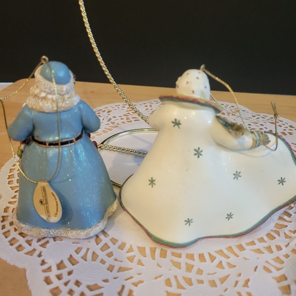 Pair of Ashton-Drake Thomas Kinkaid Old World Santa Ornaments - Picture 3 of 8